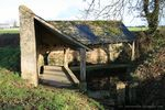 Lavoir de CROUZILLES