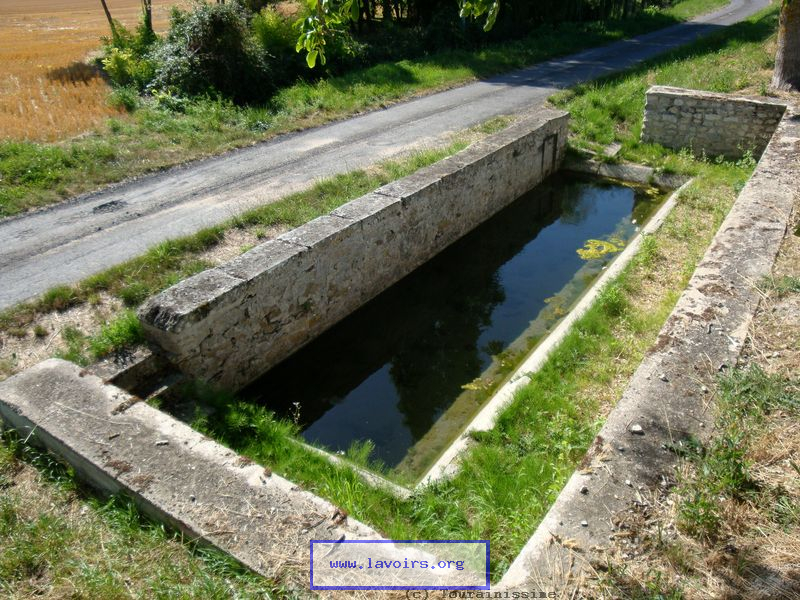 Washhouse of LA CELLE ST AVANT