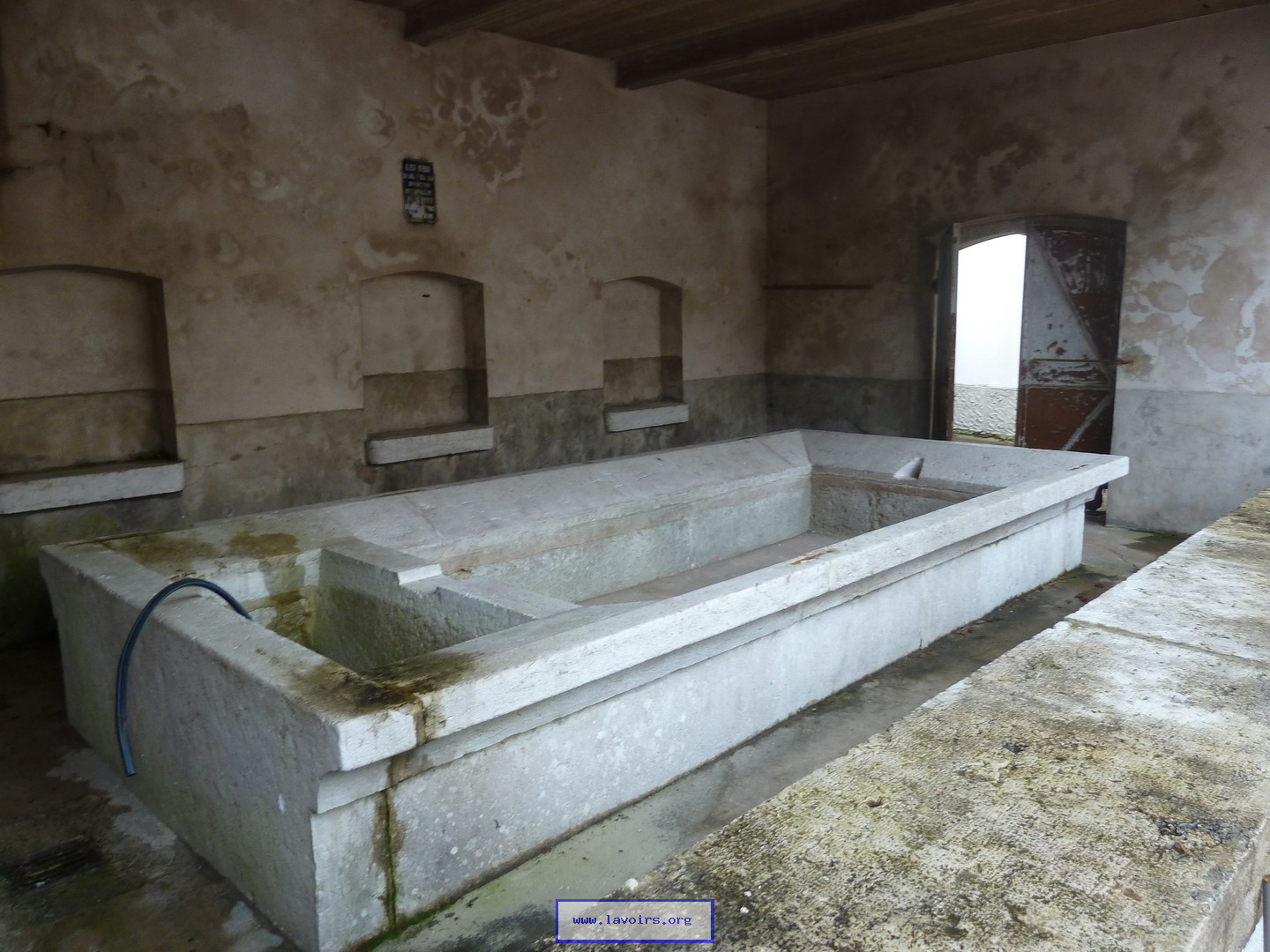 Washhouse of MOIRANS EN MONTAGNE