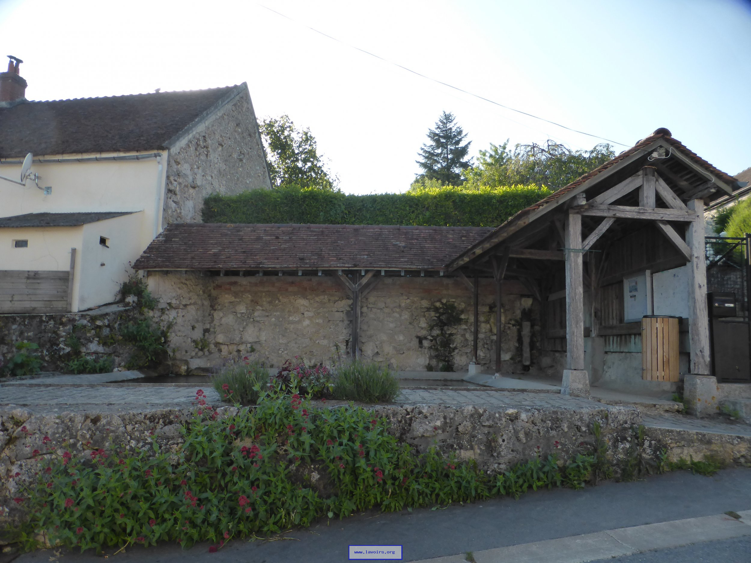 Washhouse of LE BREUIL