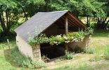Lavoir de ST HILAIRE EN MORVAN