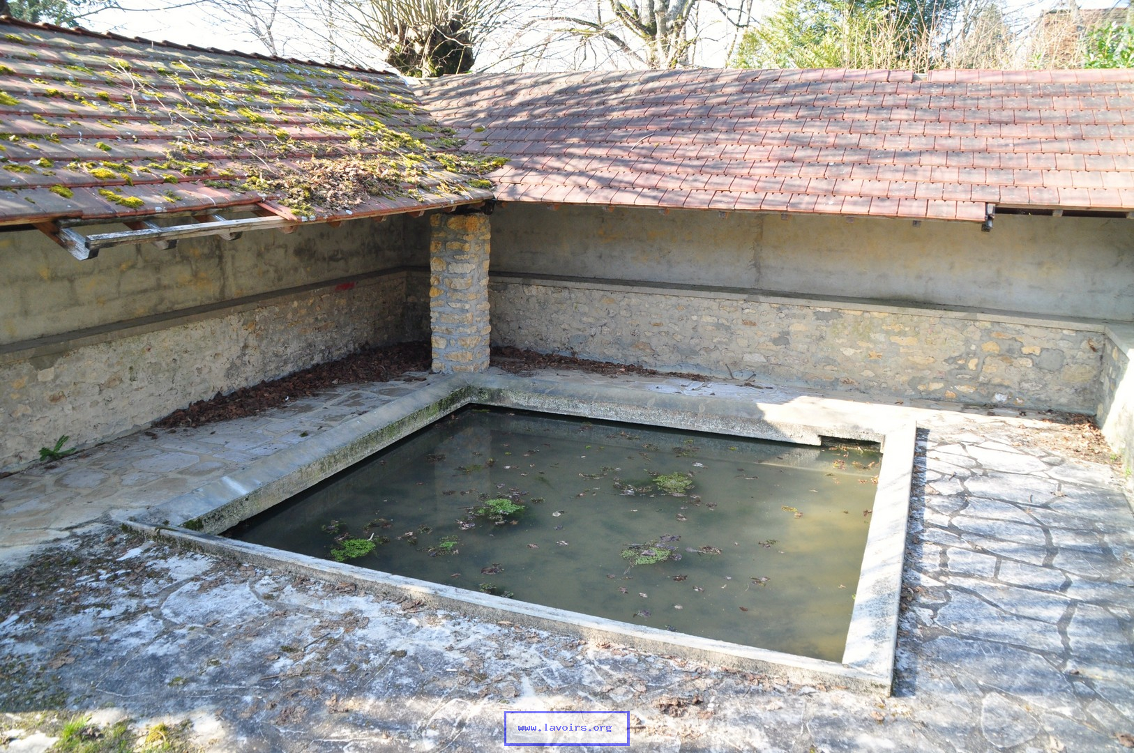 Washhouse of CHAULGNES