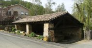 Lavoir de POLEYMIEUX AU MONT D OR
