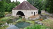 Lavoir de VOUTENAY SUR CURE