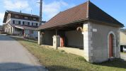 Lavoir de VAUX ET CHANTEGRUE